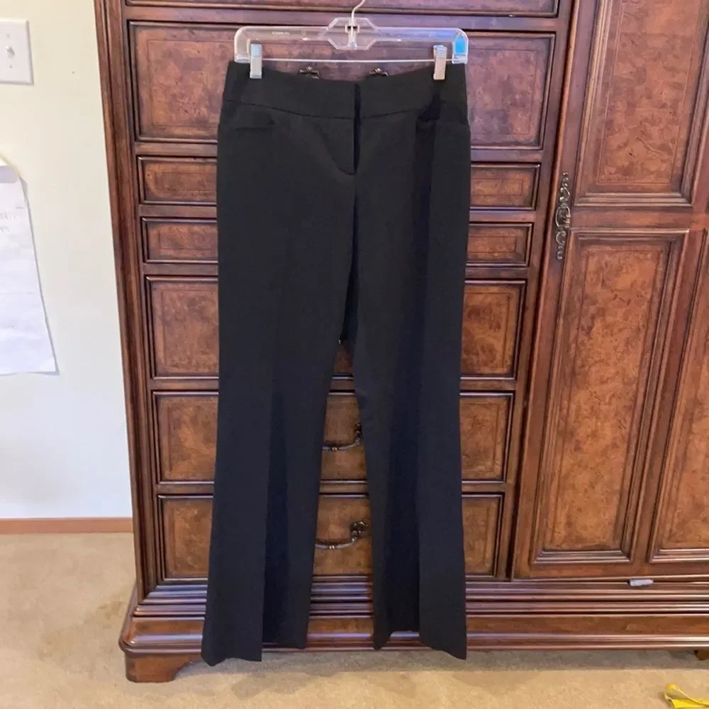 Semantiks woman’s black slacks